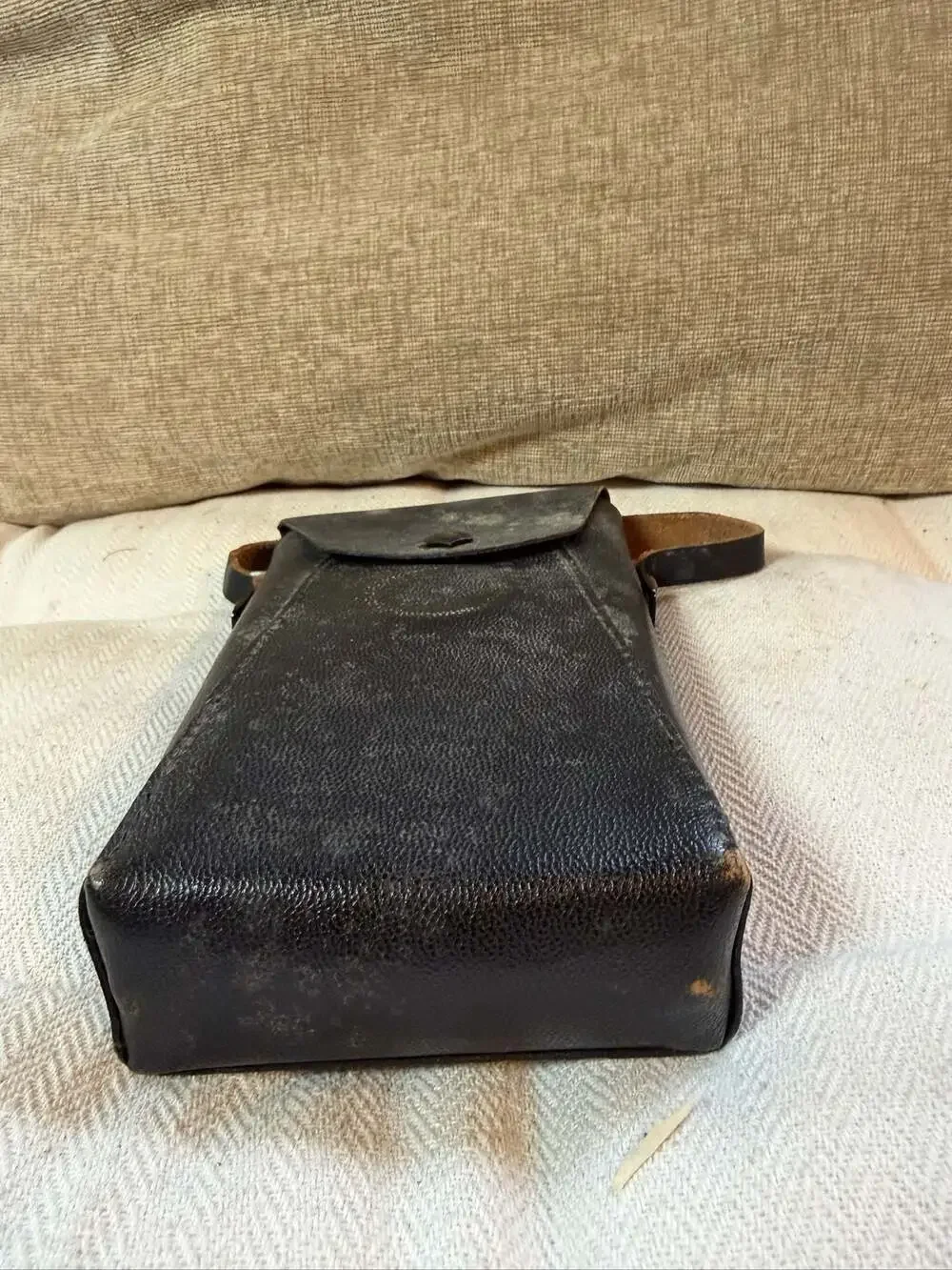Vintage Brown Leather Folding Bellows Camera Case - Small Pouch – , CA